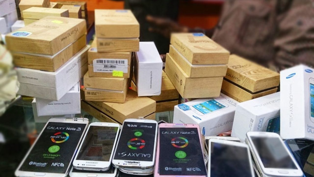 Mobile phone imports increase 43.6pc in 4MFY21