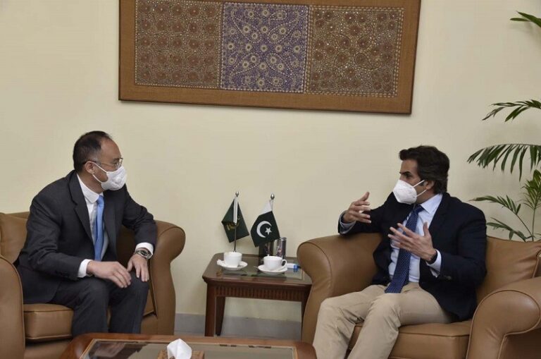 Bakhtiar seeks Chinese cooperation in agriculture sector