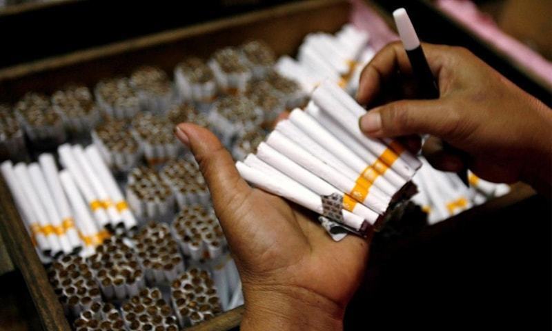 Govt fails to tax cigarettes as Pakistan falls at bottom of global scorecard