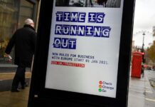 ‘On a knife edge’: Britain and EU in last-ditch trade talks