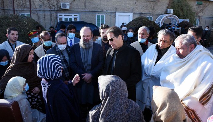 PM assures Hazaras to track down those behind Machh incident