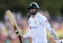 Jamieson takes five to blunt Azhar’s battling 93