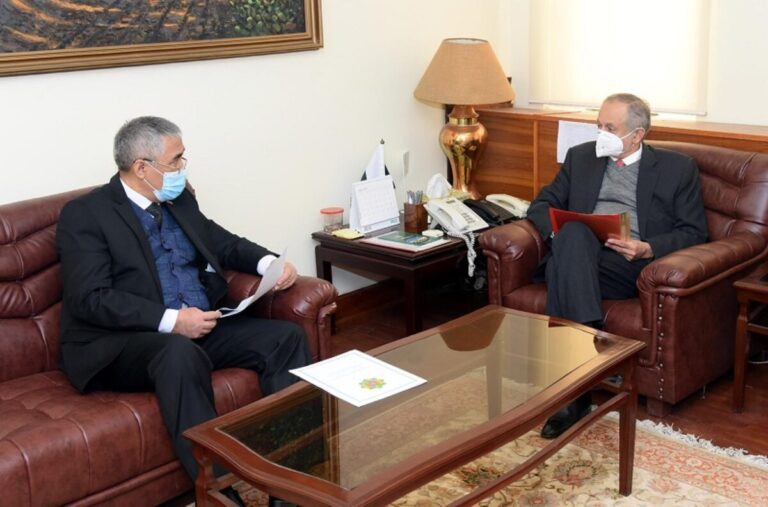 Pakistan, Turkmenistan discuss goods transit through Gwadar, Karachi ports