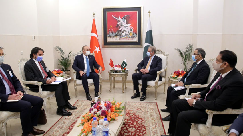 PM calls for robust economic partnership between Pakistan and Turkey