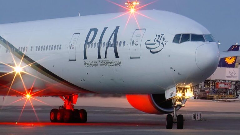 ‘Impounded plane’: Pilots’ body lambasts PIA over failure to clear lease payments