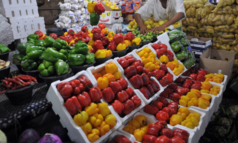 Global food prices soar to six-year high: FAO