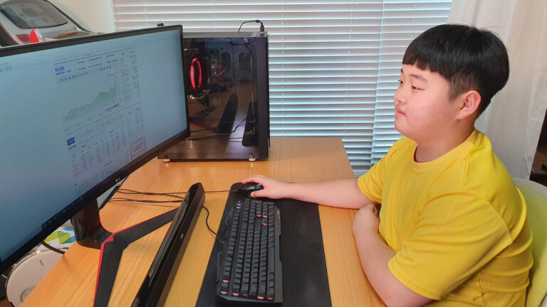 South Korean boy investor with 43pc gains is new retail trading icon