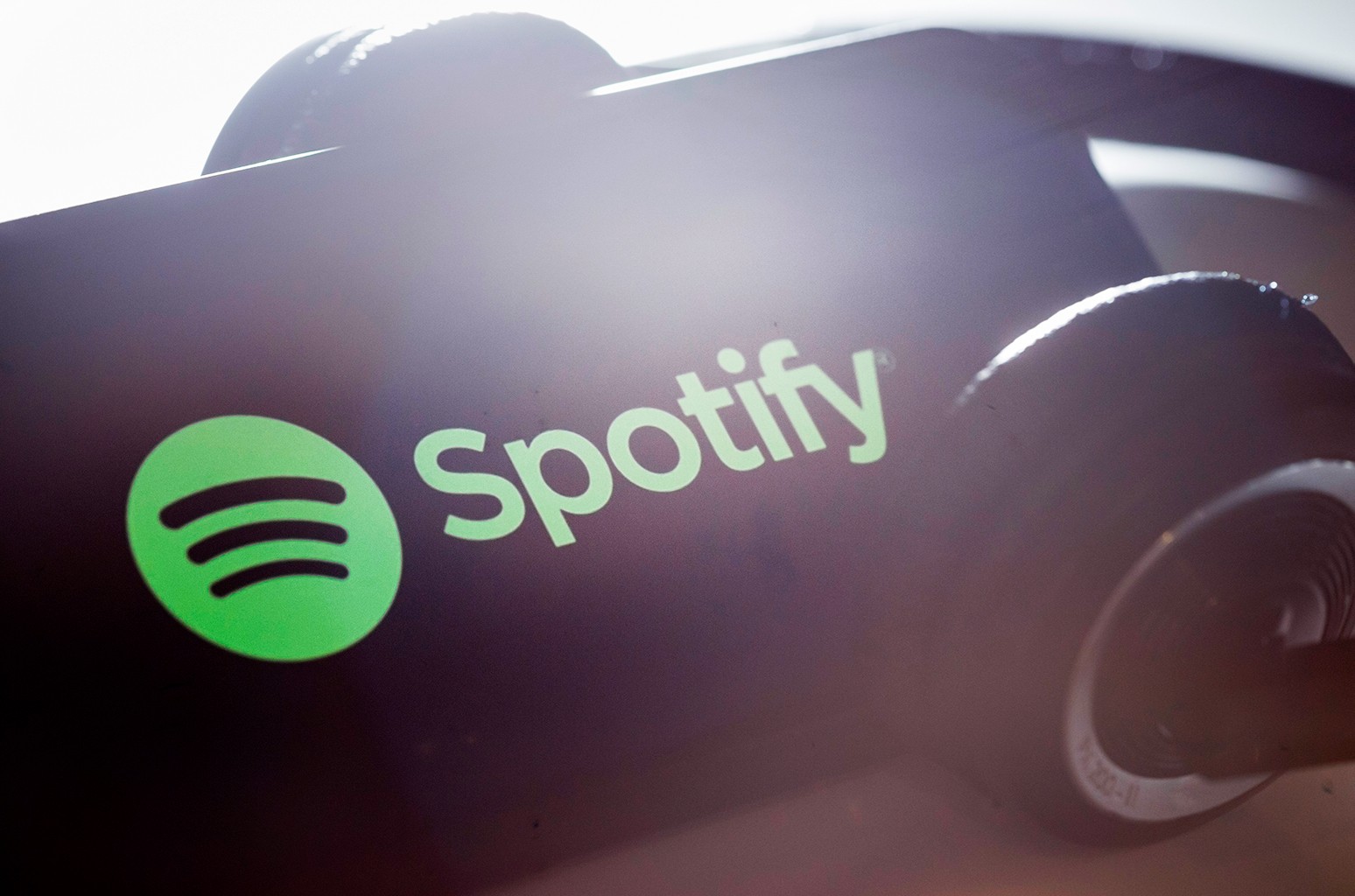 Spotify launches music streaming service in Pakistan