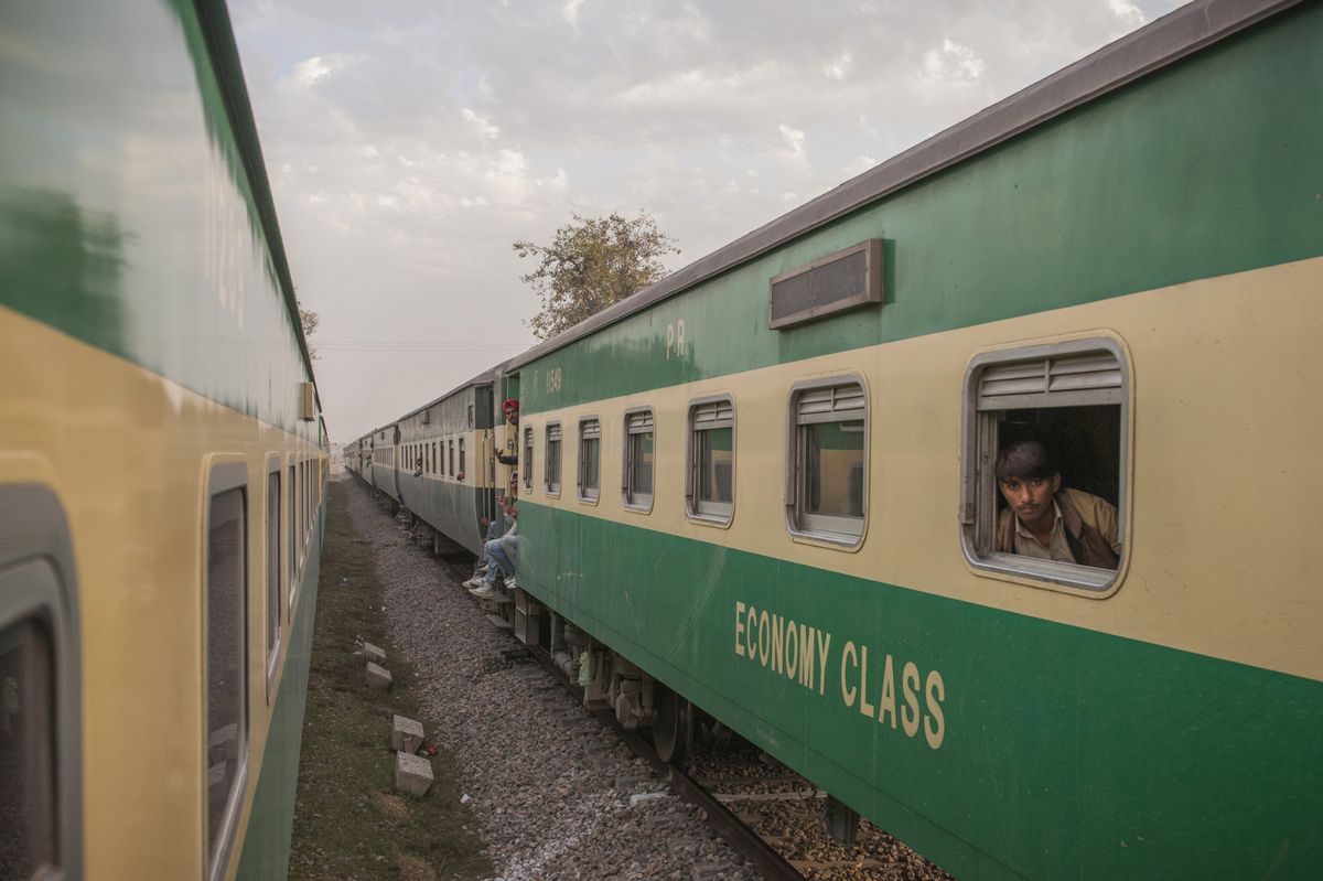 Railways demands immediate payment of Rs220mn arrears from KP govt
