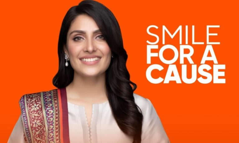 Ayeza Khan shares best wishes at SnackVideo with overwhelming response during Ramzan