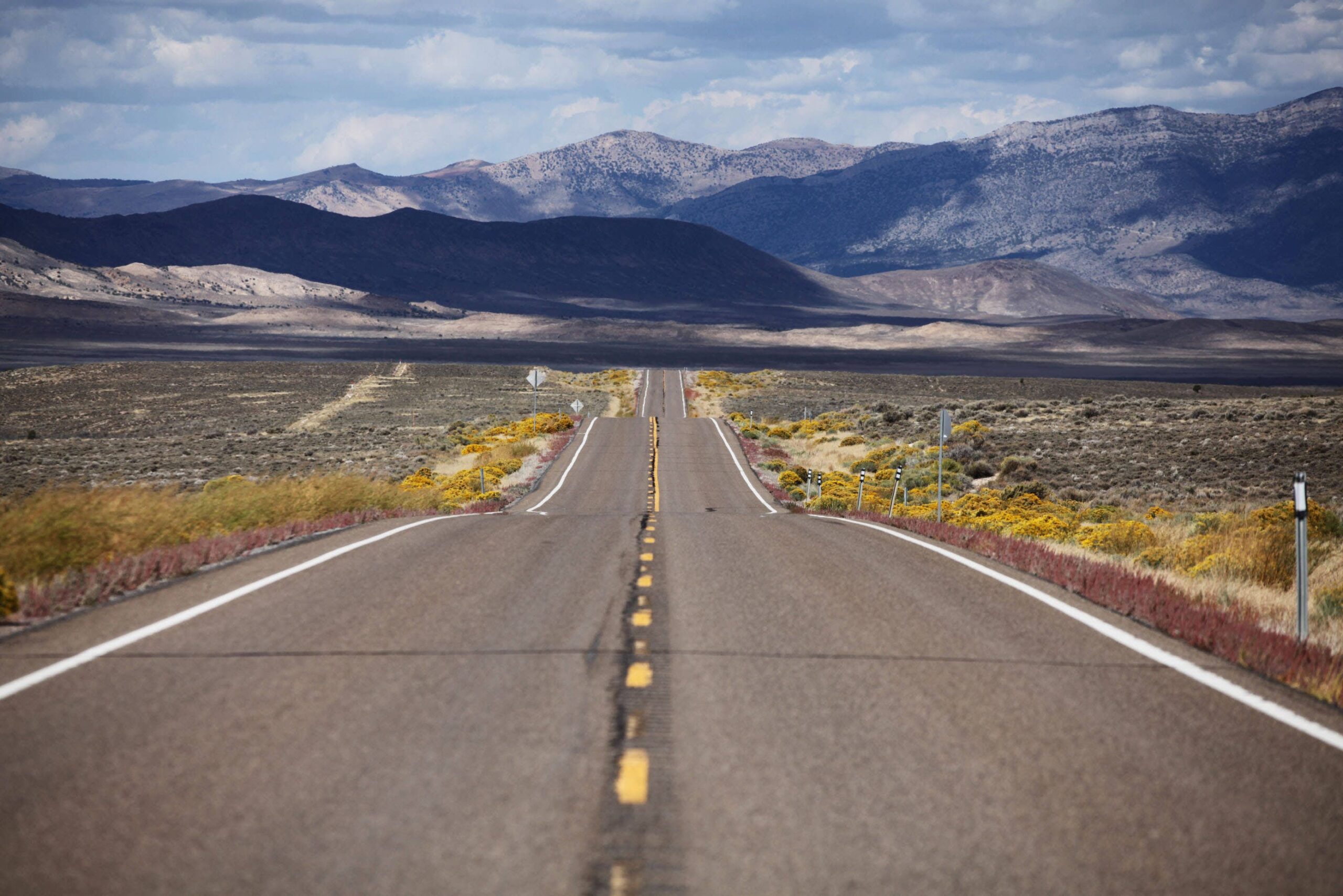 ADB approves 0mn loan to improve climate-resilience, safety of roads in Pakistan D_Trends