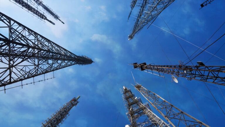 Govt to complete spectrum auction process by mid-September