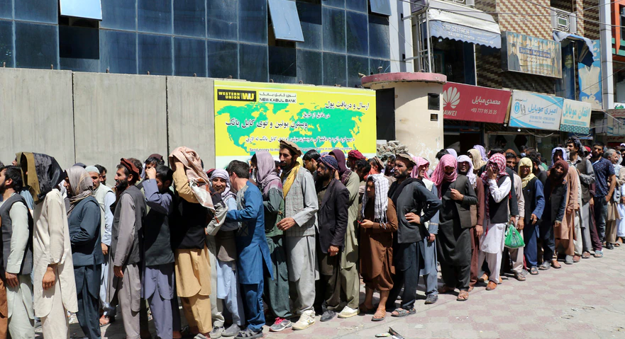 Afghanistan's banks brace for bedlam after Taliban takeover