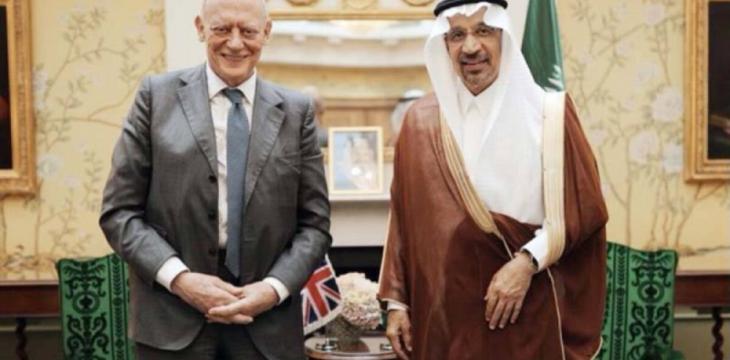Saudi investment minister visits Oman to boost economic ties