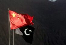 Govt mulls Chinese demand for offshore accounts amid CPEC energy debt talks