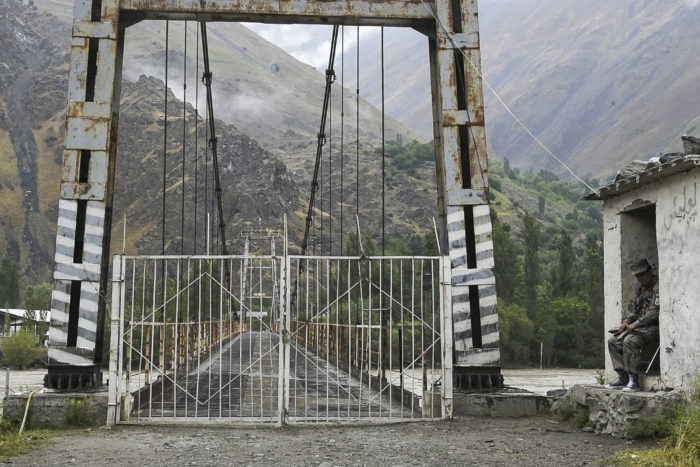 KP govt to open Arandu crossing point with Afghanistan for trade
