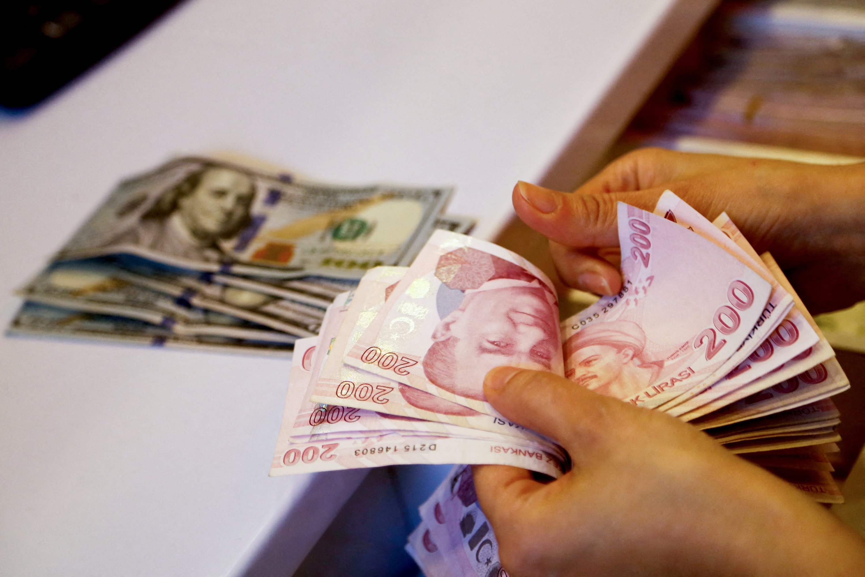 Turkish lira slides almost 8pc after intervention-driven surge