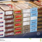 cigarettes-cartons-duty-free-shop-45091967