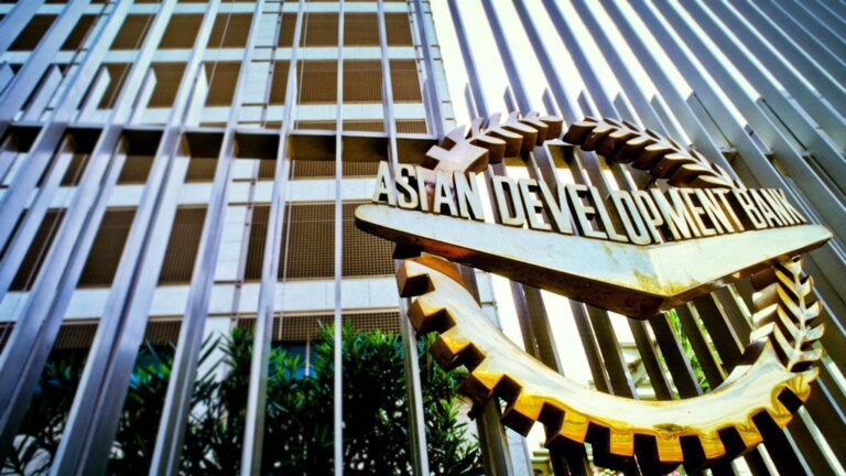 ADB approves $250mn loan to improve power transmission in Pakistan