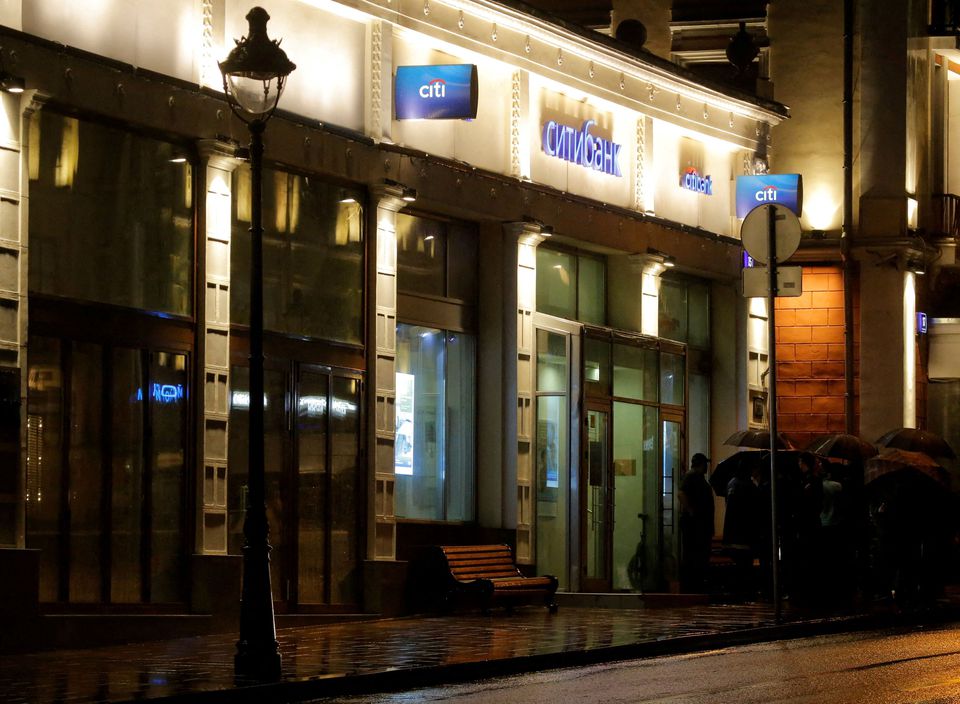 Analysis: Global banks face costly, arduous process to exit Russia