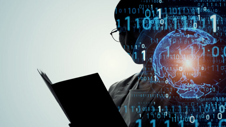 How does KarMuqabla plan to create the pull in online education?