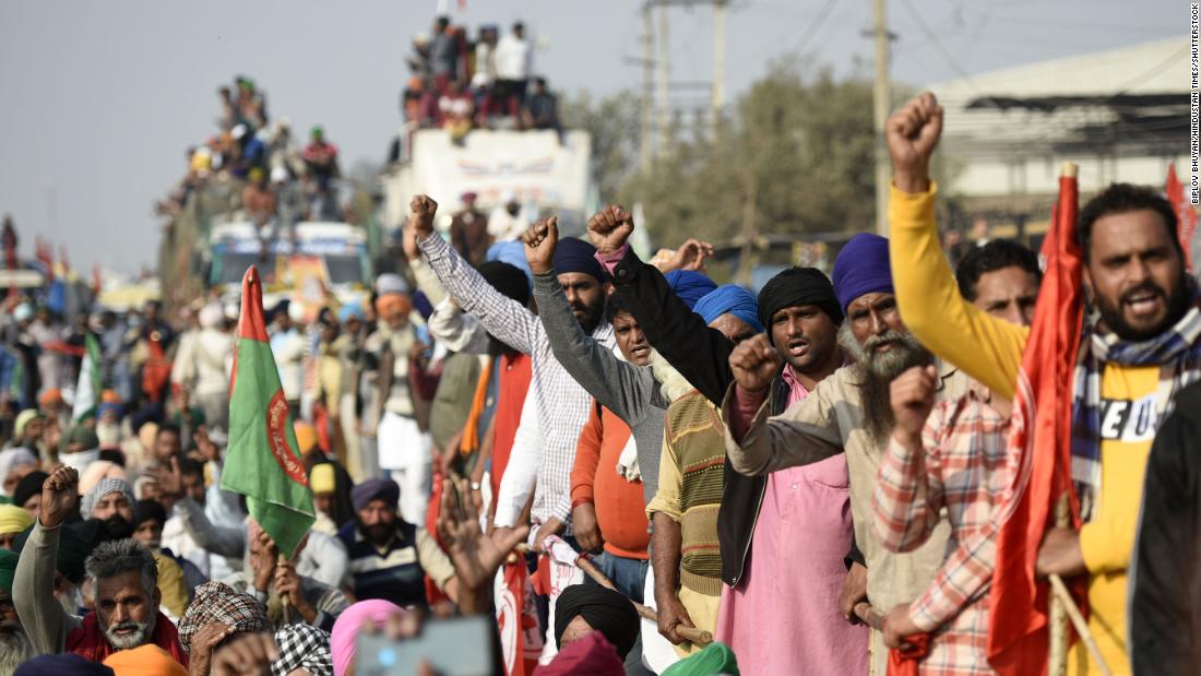 Indian traders, shopkeepers plan nationwide protest against tax hikes