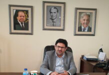 Pakistan won’t default on debts despite floods, says Miftah