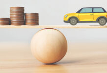 How does Pakistan’s auto industry contribute to its balance of payment crisis?