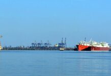 Why are $300 million worth of oilseeds stuck at Port Qasim?