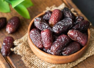 UAE to set up three date processing plants in Pakistan under new partnership