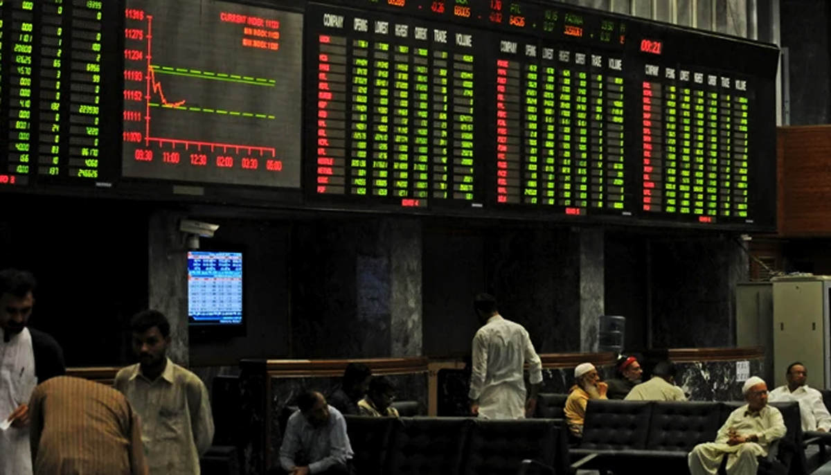 Currency dealers unhappy with banks for setting up exchange companies 