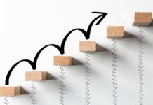 Has economic turmoil placed the Pakistani businesses and startups on the back foot