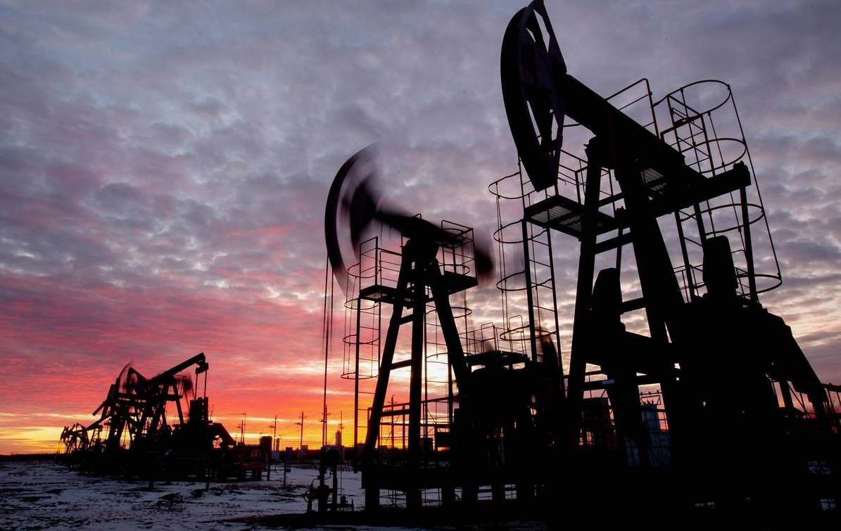 Oil edges higher amid crisis in Middle East M Haris