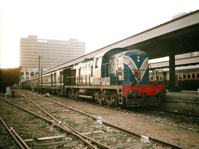 Pakistan greenlights phased revival of ML-1 railway project in partnership with China