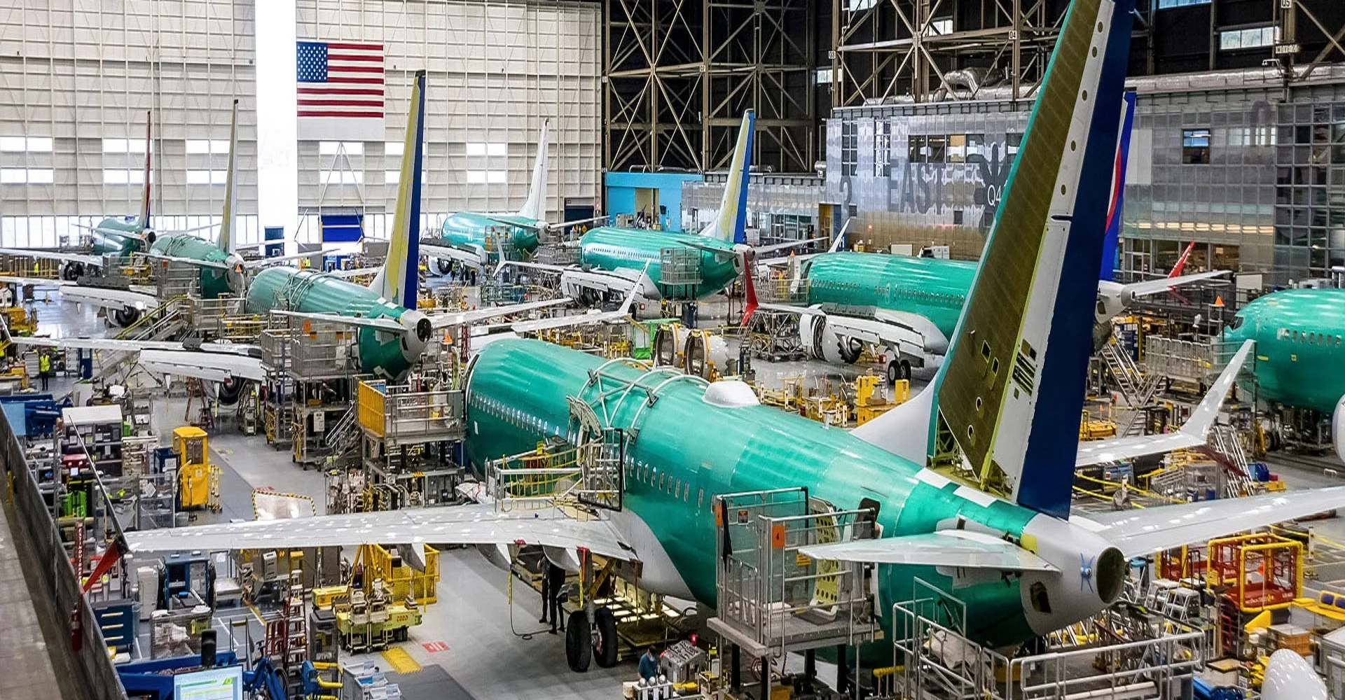 Boeing workers go on strike, halting production after rejecting union-backed contract D_Trends