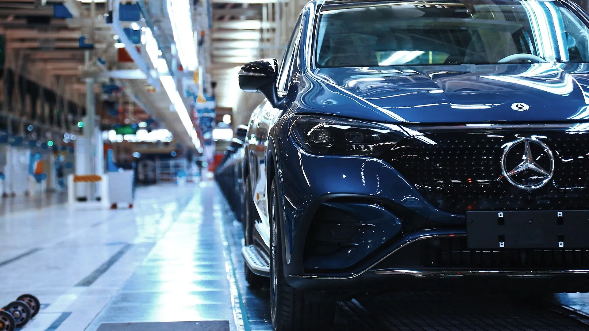 Mercedes boosts cost-cutting efforts after profits drop by Half