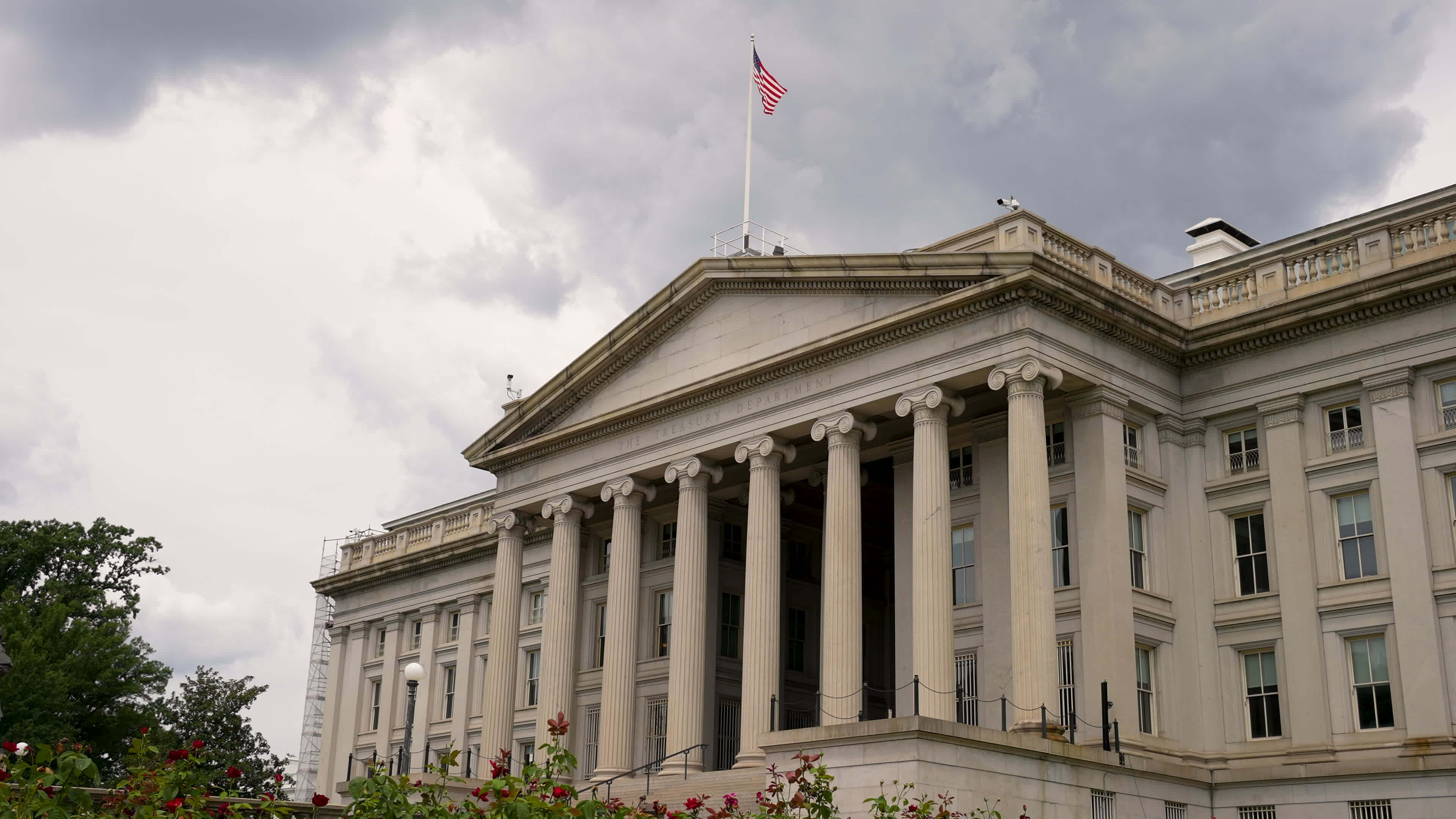 U.S. budget deficit surges to $257 billion in October