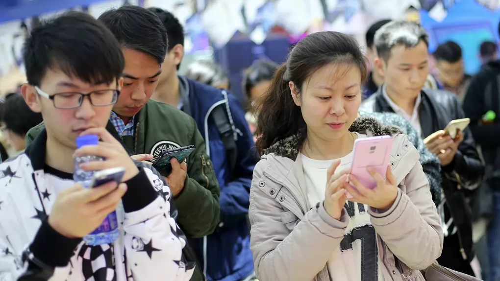 China's youth jobless rate rises to 16.9% in March