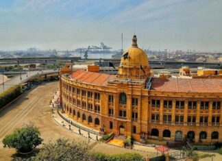 Maritime minister invites proposals for Karachi Port Trust land development, eyes joint venture for industrial park