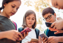 Despite Australia’s strict social media ban for minors, a YouTube exemption poses risks