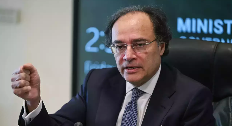 Finance Minister urges private sector to drive economic recovery