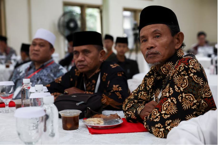 Indonesia's central bank uses Ramadan sermons to preach on inflation