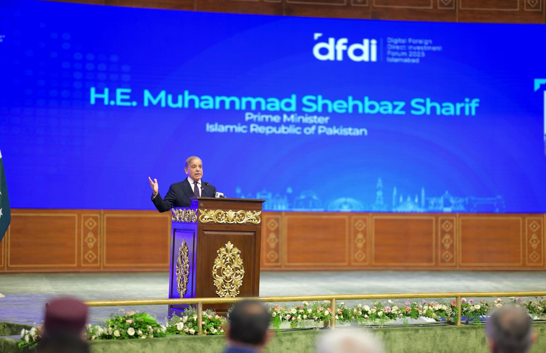 Pakistan secures $700 million in foreign investment pledges for IT sector