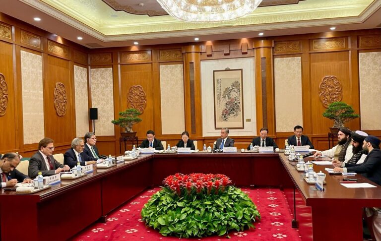 Pakistan, China reaffirm support for extending CPEC to Afghanistan under BRI