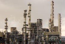 Pakistan’s large-scale manufacturing continues to stagnate despite signs of macroeconomic stability