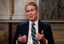 U.S. tariff income hits $100 billion with $300 billion expected this year