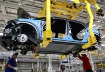 Growth in China car sales continues but price wars threaten industry