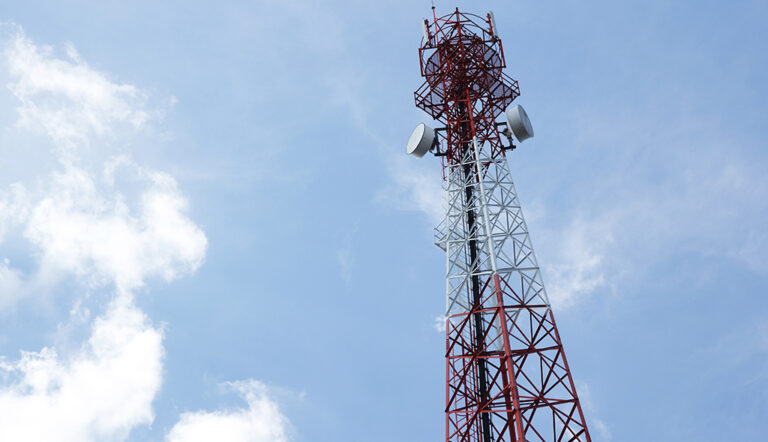 Engro makes bold bet on mobile towers as Jazz bows out