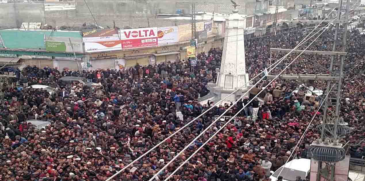 Gilgit-Baltistan traders continue protest against federal taxes, halt trade with China