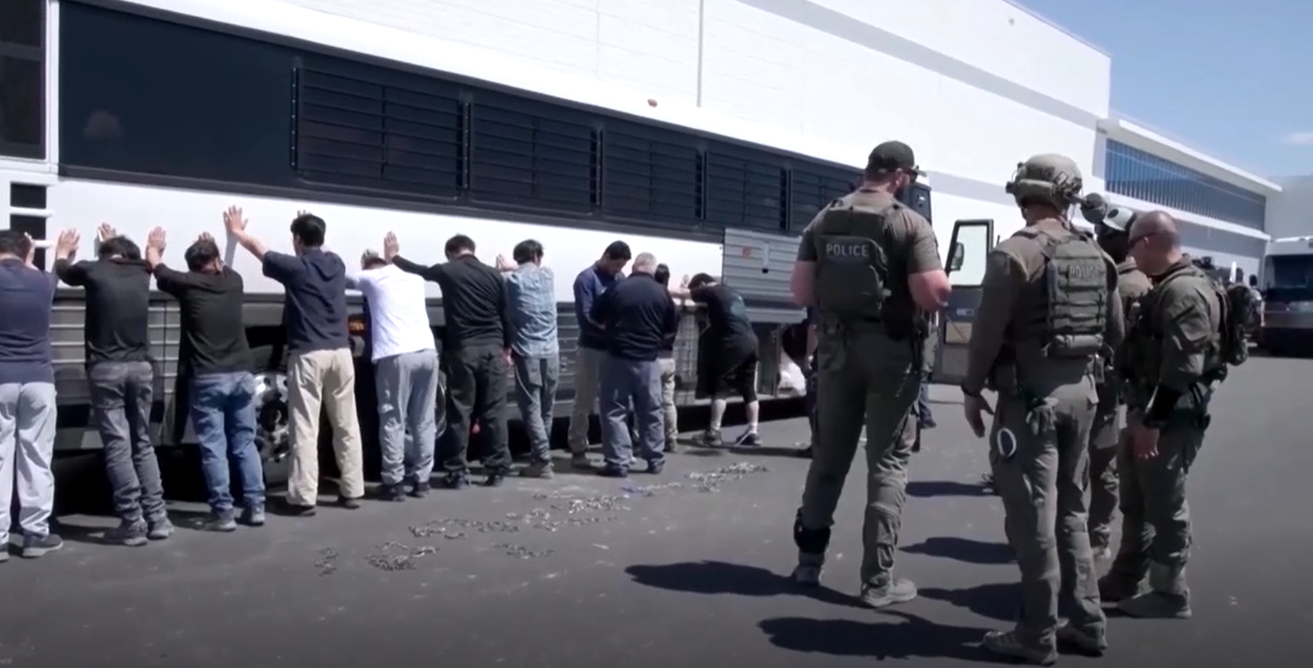 South Korea secures return of 300+ nationals detained at Hyundai–LG plant in US